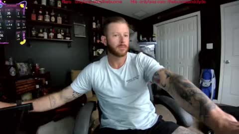 Snapshot of chillinthemosttt chatting on 10-21-25, 07:47 Chillinthemosttt online show from 10-21-25, 07:47