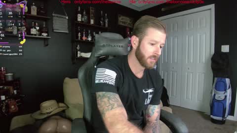 Snapshot of chillinthemosttt chatting on 11-18-25, 08:13 Chillinthemosttt online show from 11-18-25, 08:13