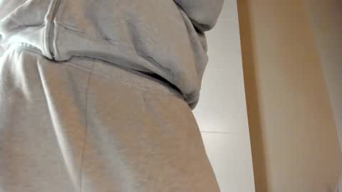 yoursensualparadise online show from 11-17-25, 01:17