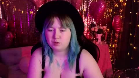 Snapshot of chimberwol chatting on 02-13-26, 03:02 Chim-Chim online show from 02-13-26, 03:02