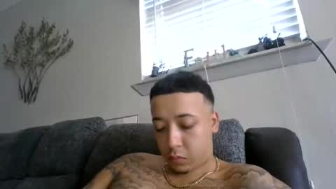 Snapshot of chino880172 chatting on 03-09-25, 04:44 CHINO online show from 03-09-25, 04:44