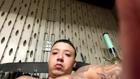 Snapshot of chino880172 chatting on 11-09-25, 05:50 CHINO online show from 11-09-25, 05:50