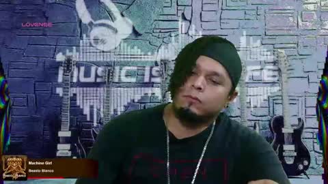 Enrique online show from 03-03-25, 02:26