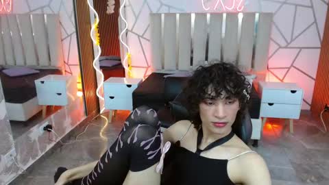 Snapshot of chipi_tay chatting on 10-03-25, 05:10 chipi_tay online show from 10-03-25, 05:10