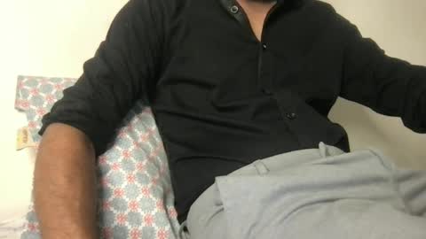 Snapshot of chirumiru123 chatting on 06-15-26, 06:43 chirumiru123 online show from 06-15-26, 06:43