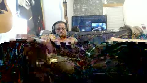 Snapshot of chitwnhustler chatting on 12-30-24, 06:42 SpunHung online show from 12-30-24, 06:42