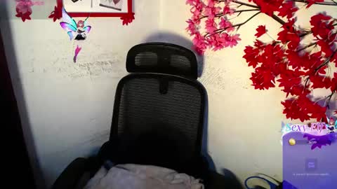 Snapshot of chleo_rosse chatting on 06-04-26, 12:11 chleo_rosse online show from 06-04-26, 12:11