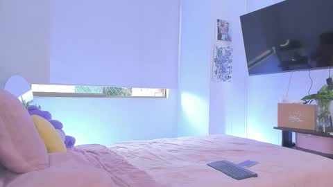 CHLOE online show from 03-05-26, 06:15