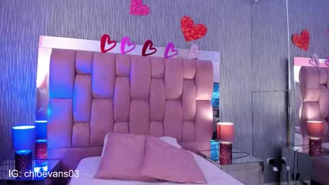 Chloe online show from 09-30-25, 11:37