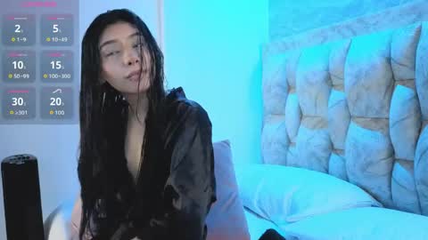 Snapshot of chloe_bluee_ chatting on 05-09-26, 11:04 chloe_bluee_ online show from 05-09-26, 11:04