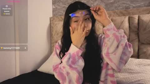 Snapshot of chloe_bluee_ chatting on 05-30-26, 11:40 chloe_bluee_ online show from 05-30-26, 11:40