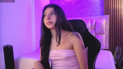 Snapshot of chloe_bluee_ chatting on 06-02-26, 11:12 chloe_bluee_ online show from 06-02-26, 11:12