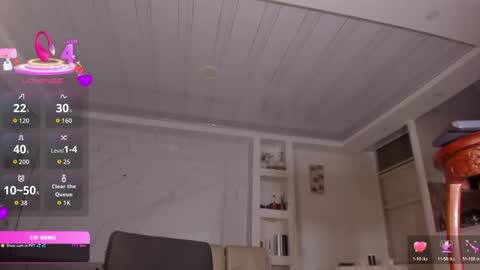 chloe_cooperr online show from 04-15-26, 08:10