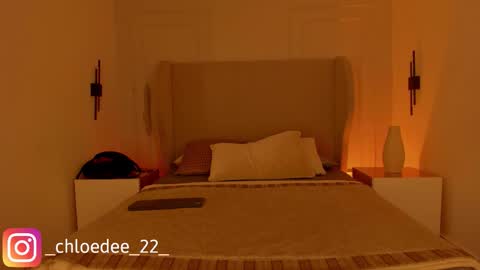 Chloe online show from 01-18-26, 12:09