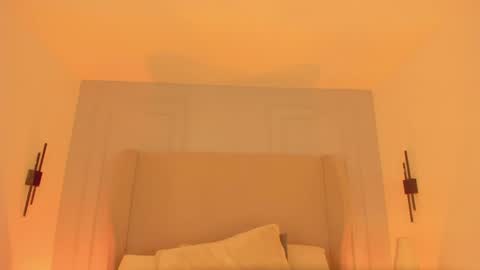 Chloe online show from 05-24-26, 02:22