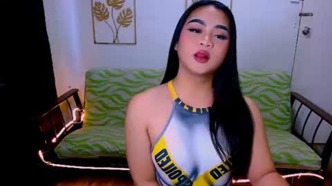 Snapshot of chloe_elsher chatting on 07-04-26, 04:40 Ts Chloeeeeee online show from 07-04-26, 04:40