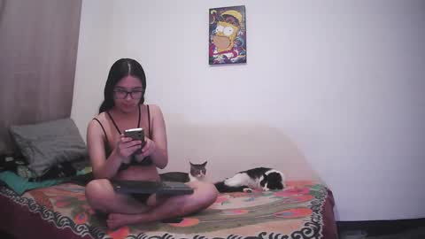 Chloe and Danna online show from 02-26-25, 01:00