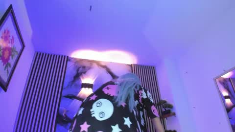 chloe_jacksonn online show from 06-03-26, 08:03
