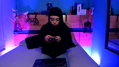 Snapshot of chloe_killua chatting on 07-20-26, 11:23 Chloe Killua online show from 07-20-26, 11:23