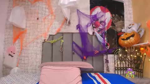 chloe_leroy online show from 10-28-25, 11:58