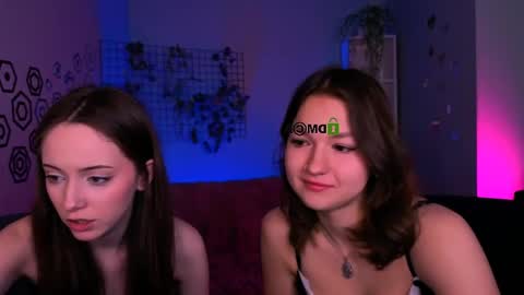 chloe_ley online show from 04-19-26, 07:16