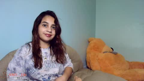 Snapshot of chloe_maia1 chatting on 01-03-25, 01:27 AMY online show from 01-03-25, 01:27