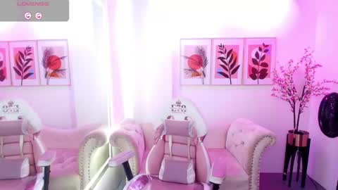 Chloe  online show from 05-11-26, 11:49
