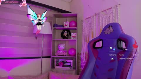 Snapshot of chloe_moons_ chatting on 11-21-25, 06:50 CLOE online show from 11-21-25, 06:50