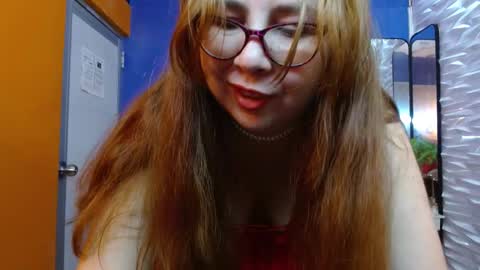 Snapshot of chloe_prg chatting on 03-05-25, 03:51 chloe_prg online show from 03-05-25, 03:51