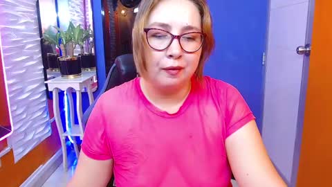 Snapshot of chloe_prg chatting on 03-12-25, 03:51 chloe_prg online show from 03-12-25, 03:51