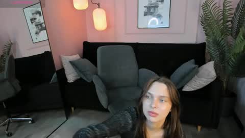 Chloe online show from 05-22-26, 02:01