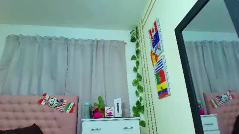Lulu  online show from 07-14-26, 01:19