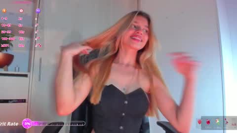 Snapshot of chloe_sweet7 chatting on 11-13-25, 02:43 Chloe Miller online show from 11-13-25, 02:43