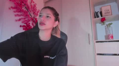 Snapshot of chloe_sweet7 chatting on 05-13-26, 03:37 Chloe Miller online show from 05-13-26, 03:37