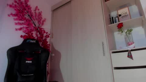 Snapshot of chloe_sweet7 chatting on 05-30-26, 03:47 Chloe Miller online show from 05-30-26, 03:47