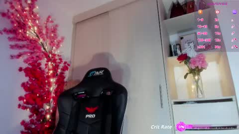 Snapshot of chloe_sweet7 chatting on 06-10-26, 03:18 Chloe Miller online show from 06-10-26, 03:18