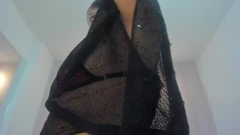 chloe_thomsoon online show from 04-23-26, 11:42