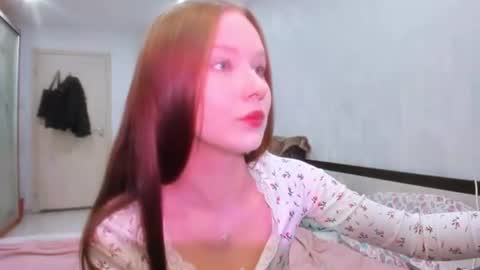 chloe wifey online show from 11-14-25, 10:25