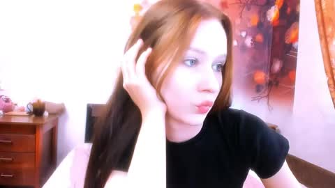 Chloe online show from 07-31-26, 04:45