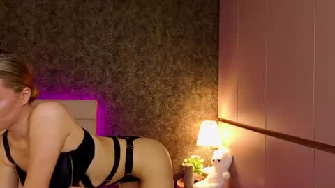 ChloeBelleX online show from 07-12-26, 06:10