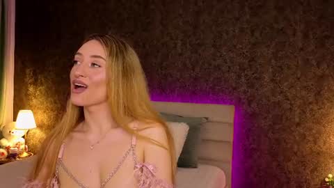 ChloeBelleX online show from 07-16-26, 06:25