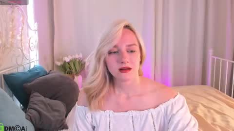 Chloe Deccker online show from 07-21-26, 12:57