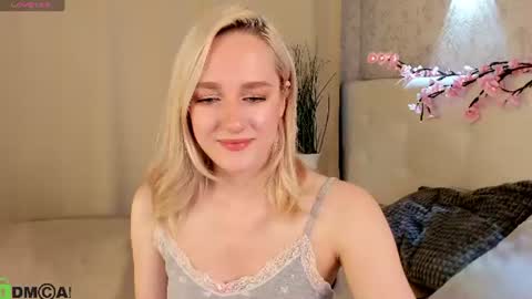 Chloe Deccker online show from 07-27-26, 01:01