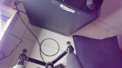 C H L O E  online show from 03-05-26, 02:51