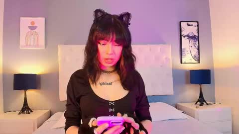 Snapshot of chloeesky chatting on 10-03-25, 01:41 chloeesky online show from 10-03-25, 01:41