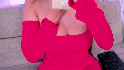 chloegils online show from 10-16-25, 01:45