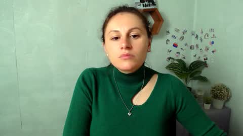 Chloe online show from 10-07-25, 03:53