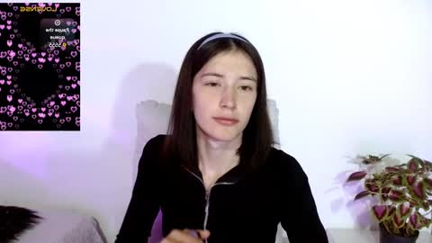 Chloe online show from 02-17-25, 12:59