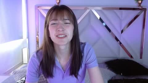 Chloe online show from 11-16-25, 03:17