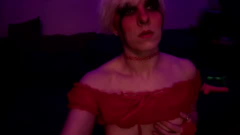 Snapshot of chloekissxo chatting on 02-07-26, 05:00 Chloekissxo online show from 02-07-26, 05:00